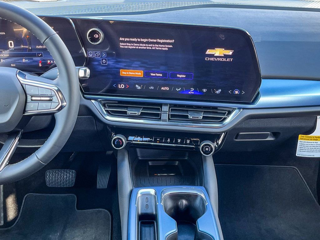 New 2026 Chevrolet Equinox EV LT image 12