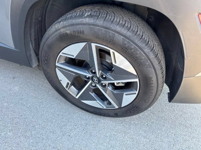Used 2025 Hyundai Tucson SEL FWD image 7