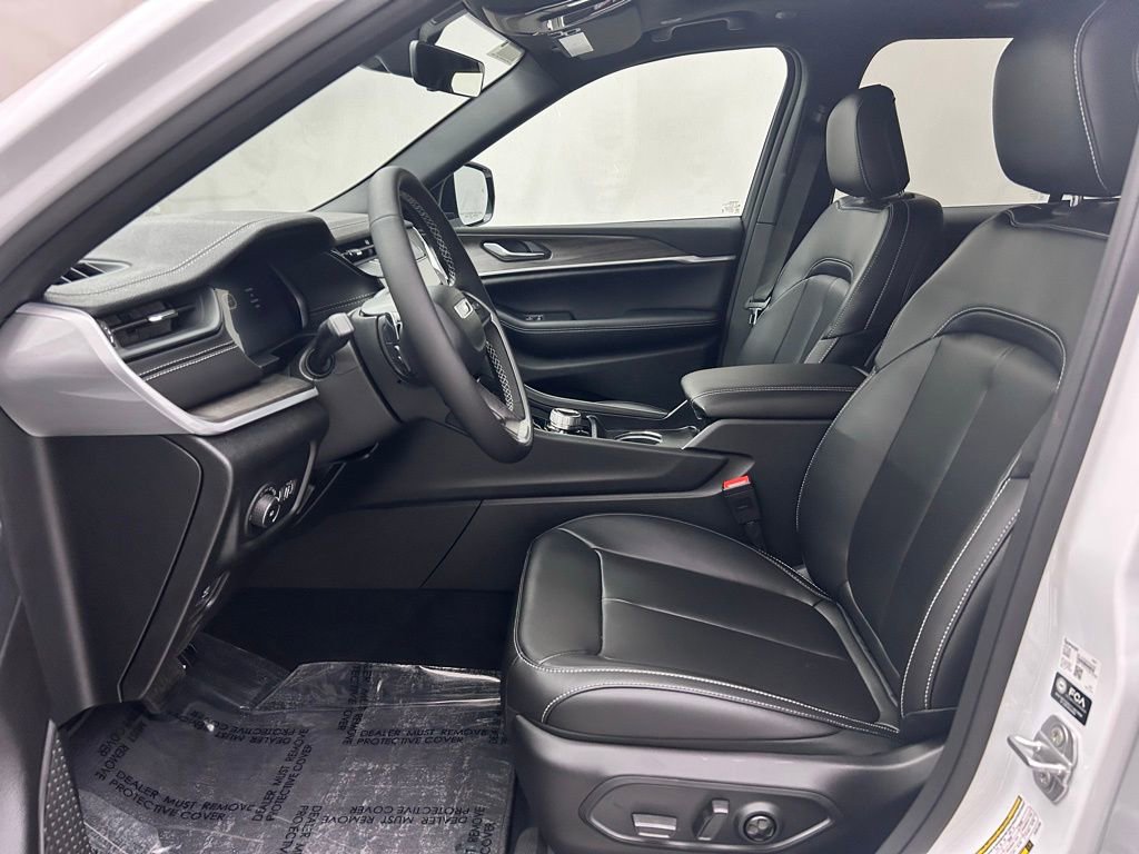 New 2026 Jeep Grand Cherokee Limited w/ Limited Altitude Package image 12