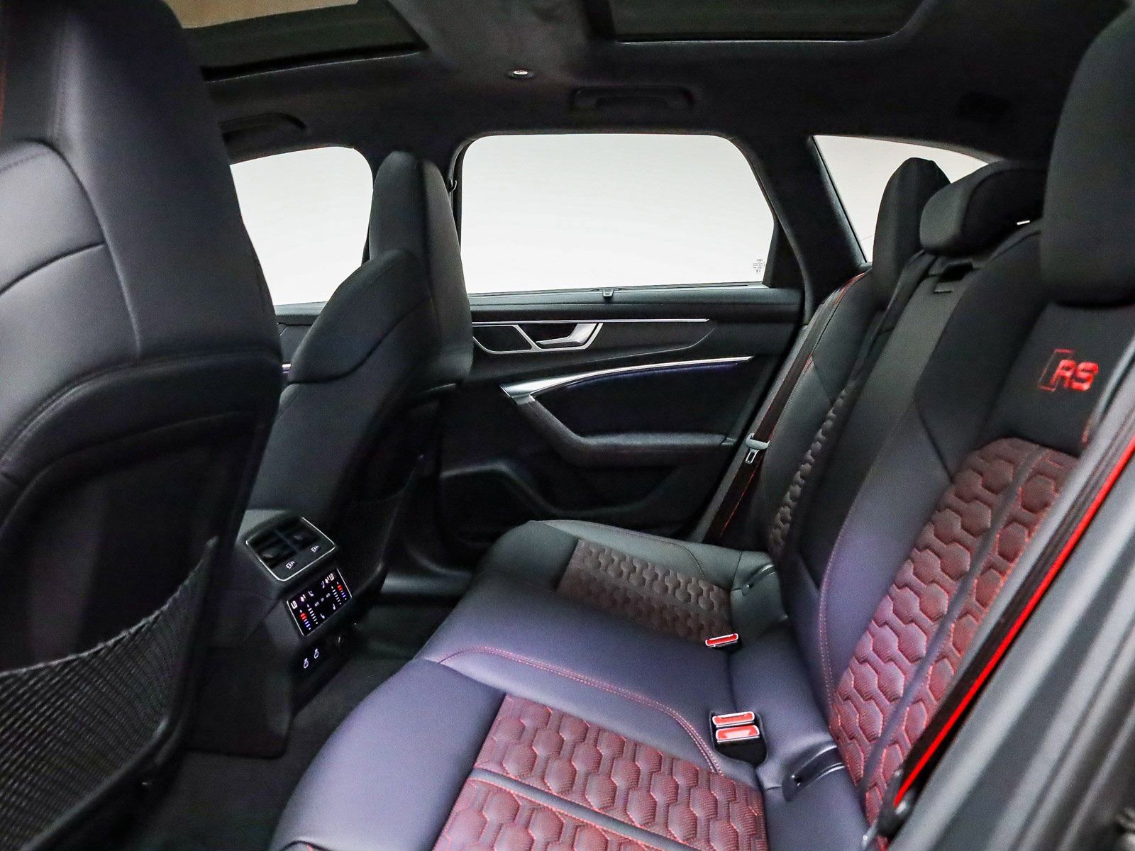 New 2026 Audi RS 6 performance image 31