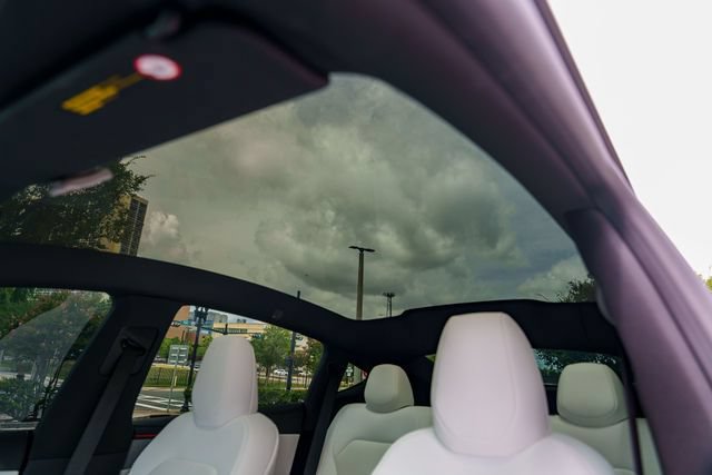 Used 2026 Tesla Model Y 2WD image 15