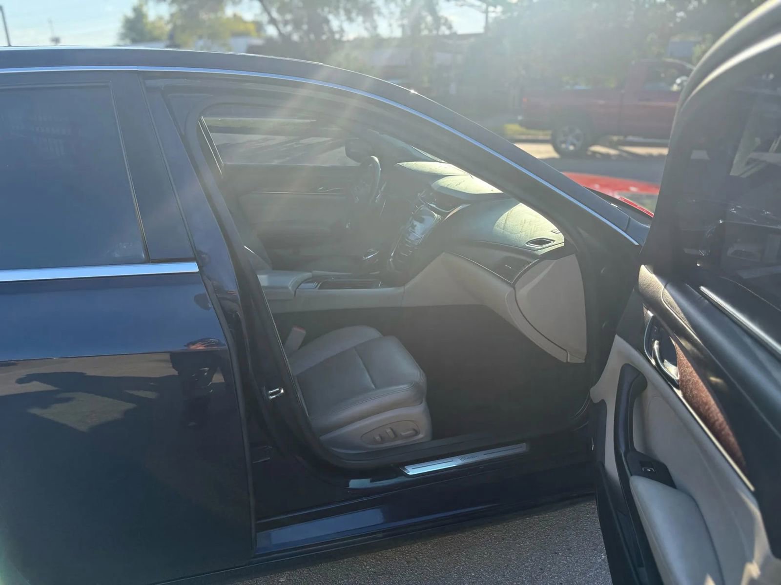 Used 2016 Cadillac CTS Luxury image 10