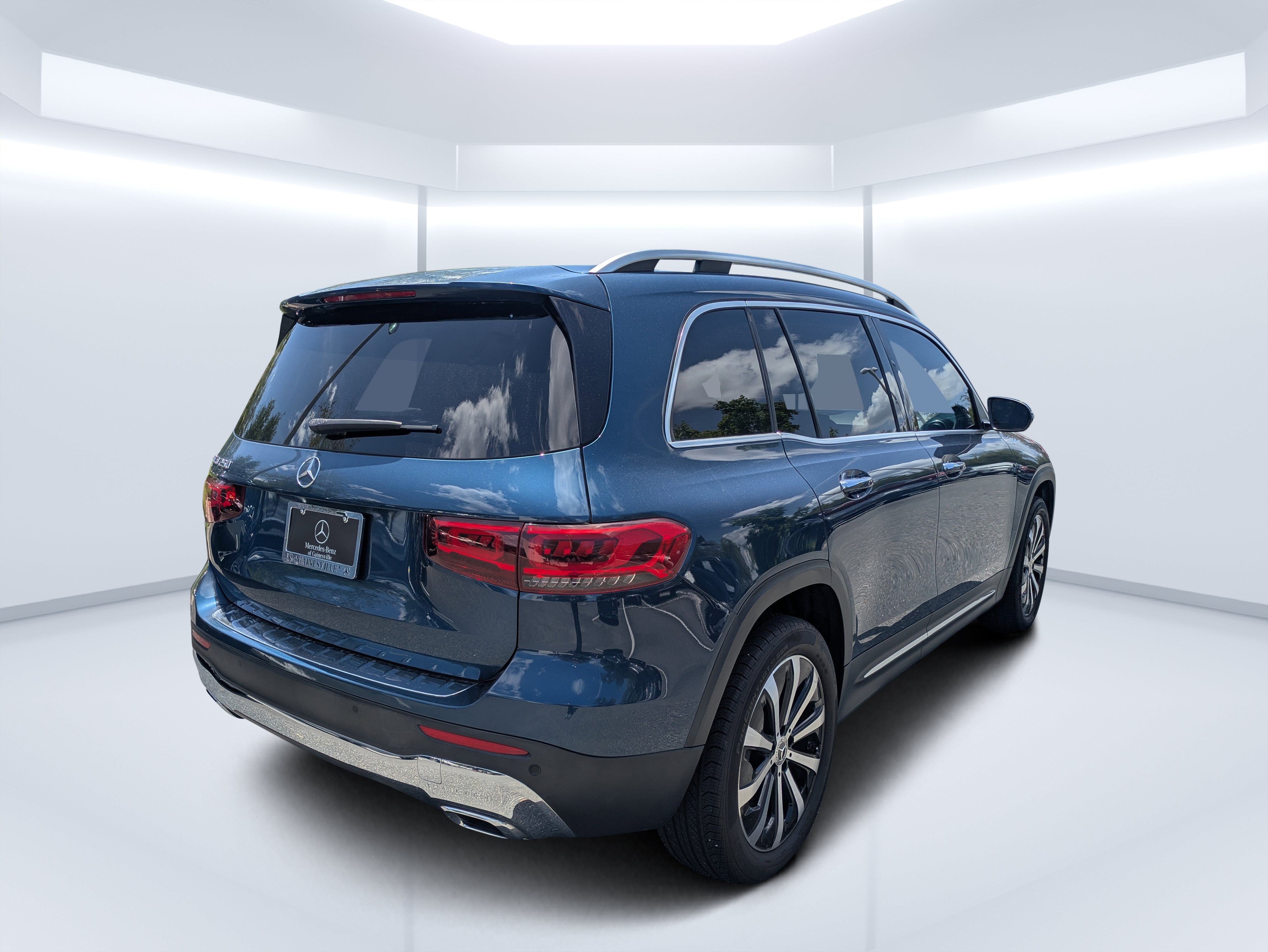 Certified 2021 Mercedes-Benz GLB 250 image 3