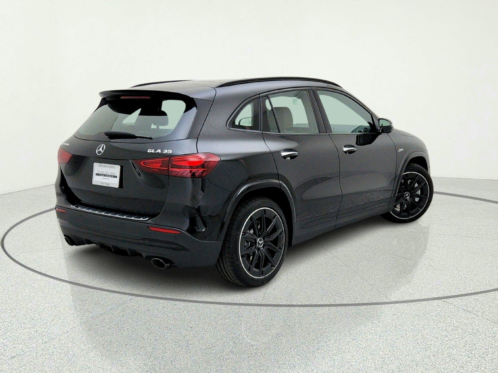 New 2026 Mercedes-Benz GLA 35 AMG 4MATIC image 9