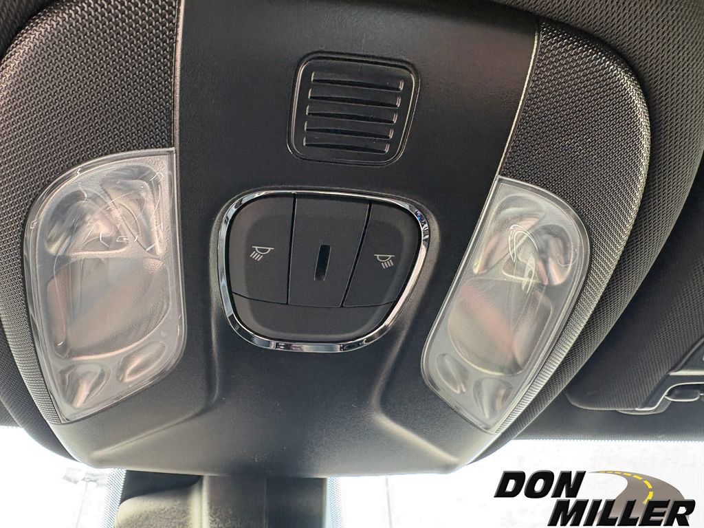 New 2026 Jeep Compass Latitude image 21