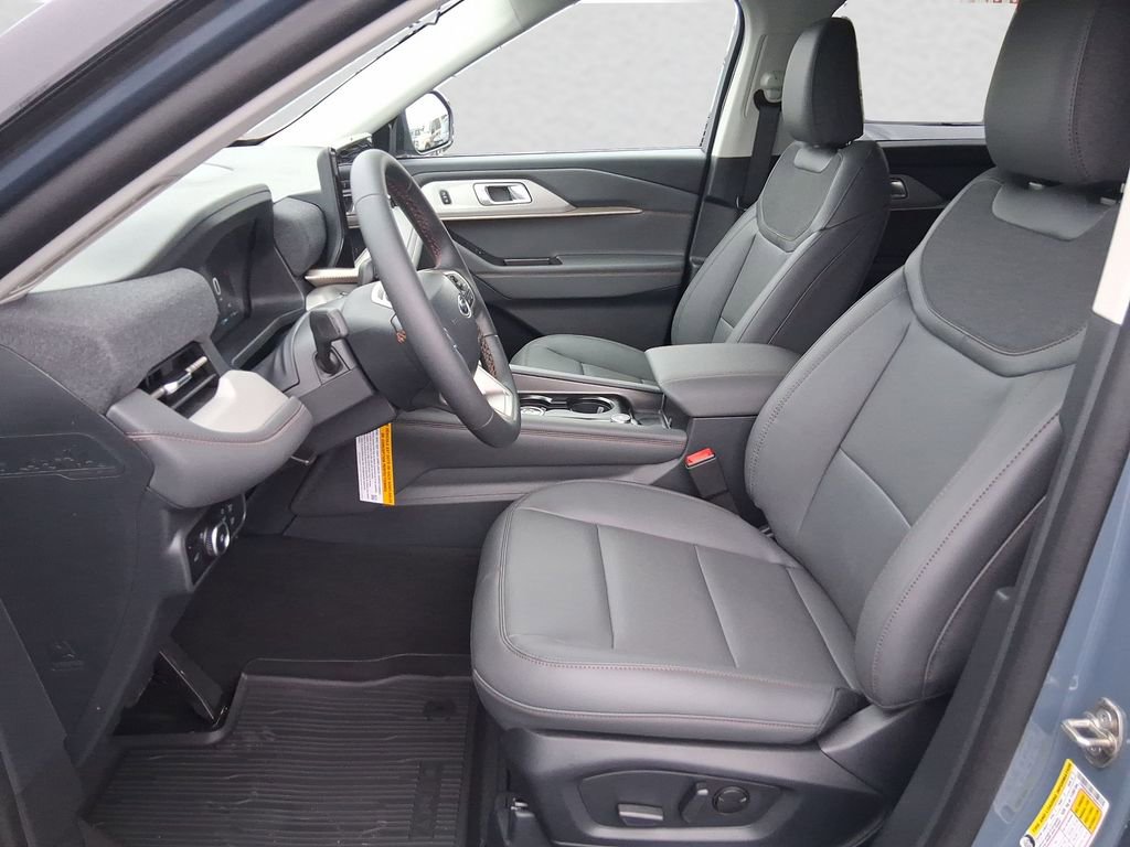 New 2026 Ford Explorer Active w/ Active Comfort Package image 9