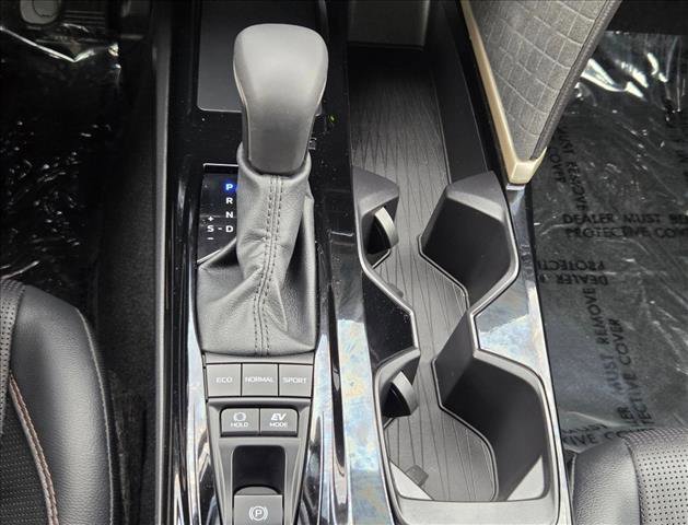 Used 2025 Toyota Camry XLE image 13