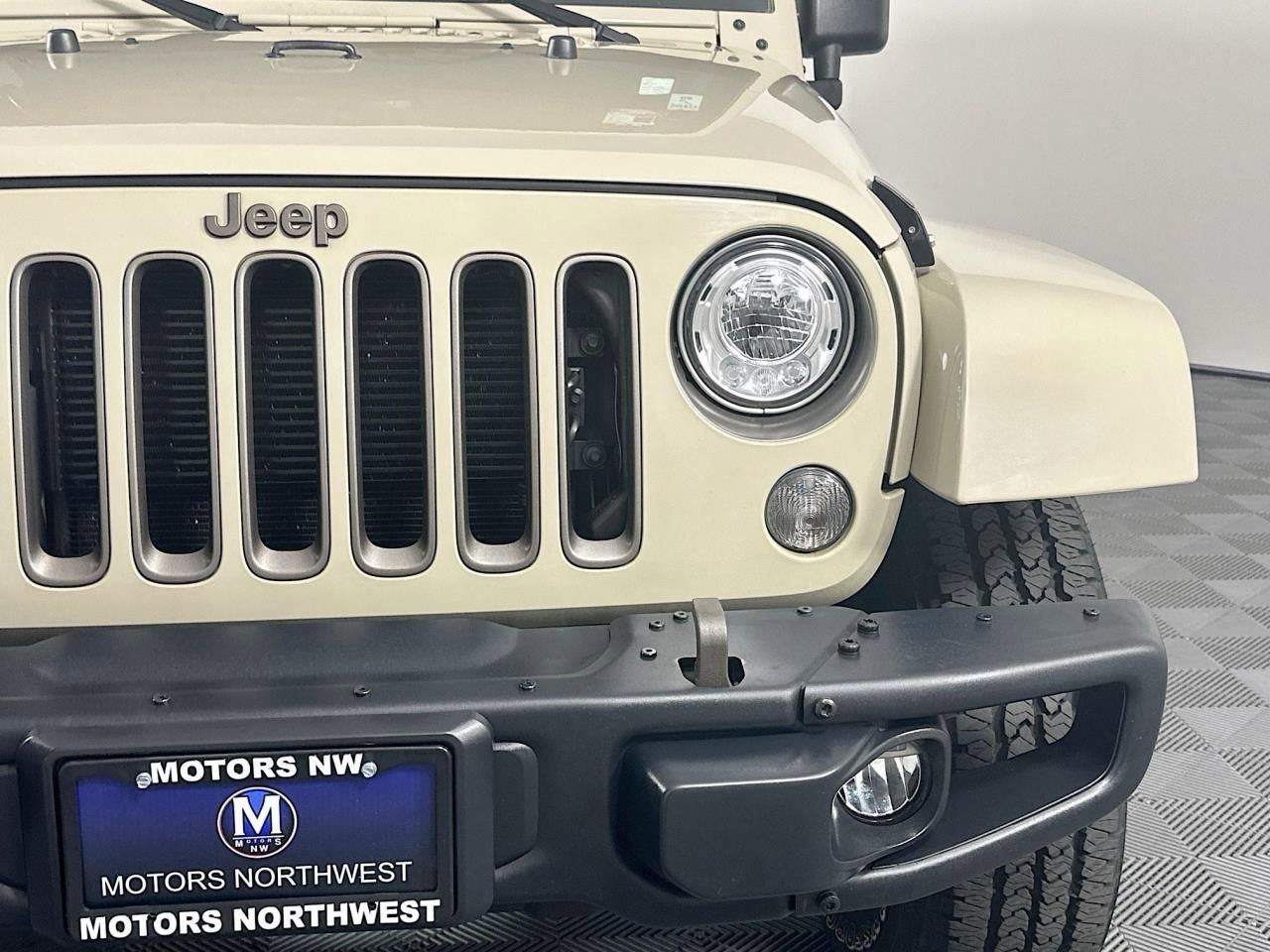 Used 2018 Jeep Wrangler Unlimited Sport image 8