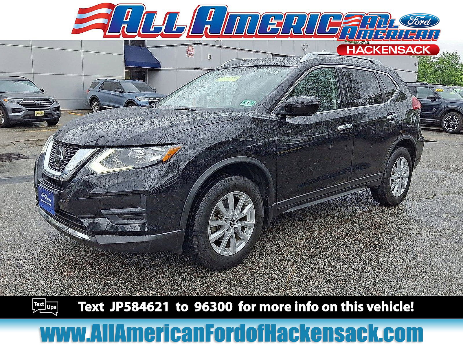 Used 2018 Nissan Rogue SV image 1
