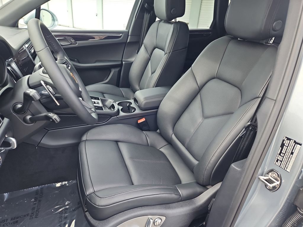 New 2026 Porsche Macan S image 5