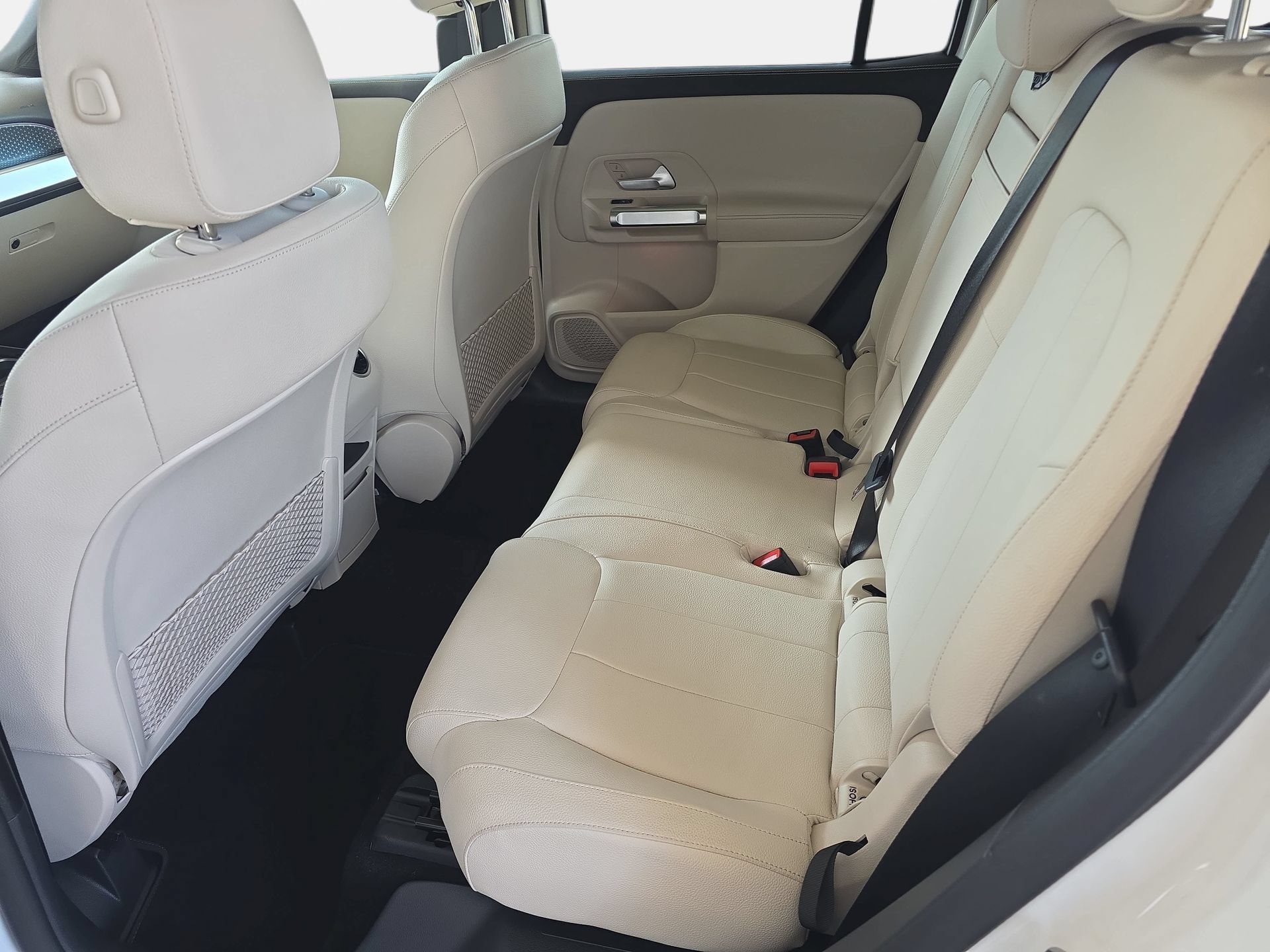 Used 2025 Mercedes-Benz GLB 250 image 14