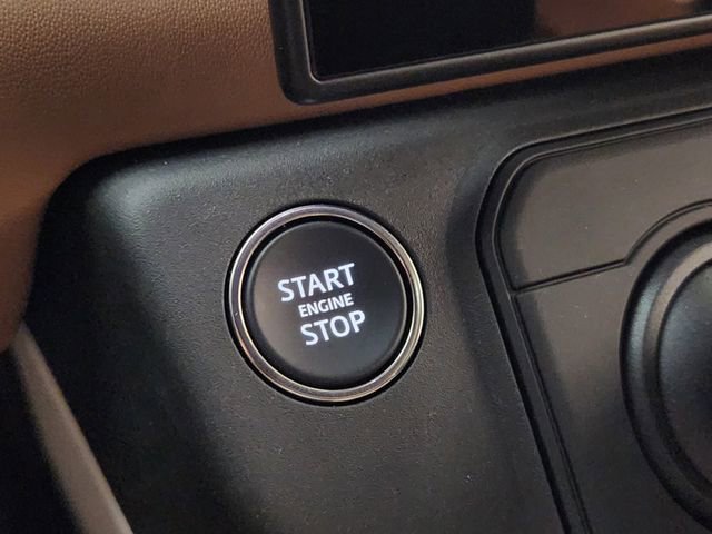 New 2026 Land Rover Defender 110 X-Dynamic SE image 20