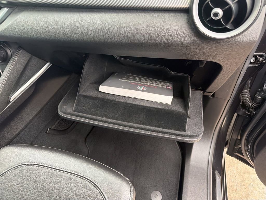 Used 2020 Alfa Romeo Stelvio Ti Sport w/ Quick Order Package 22S Sport image 33