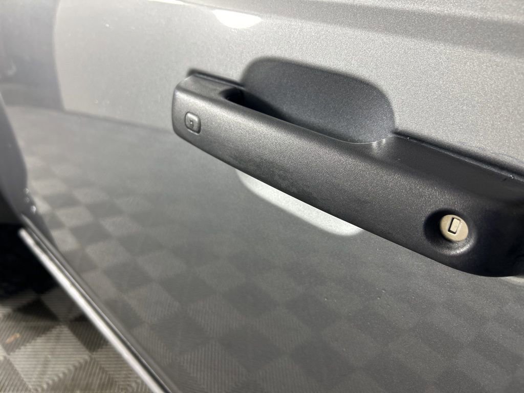 Used 2022 Ford Bronco Badlands image 11