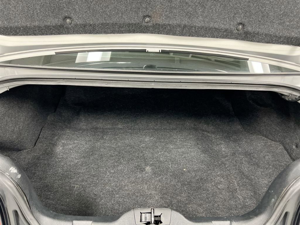 Used 2013 Ford Mustang GT Premium RWD image 23