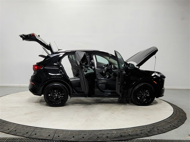 Used 2024 Buick Encore GX Sport Touring image 16