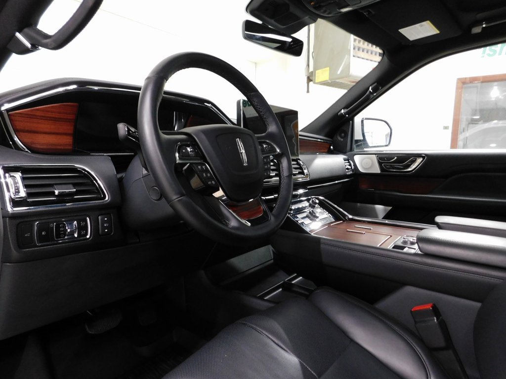 Used 2024 Lincoln Navigator Reserve w/ Equipment Group 201A image 30