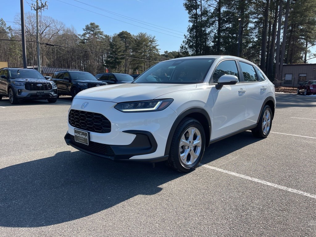 Certified 2025 Honda HR-V LX image 2