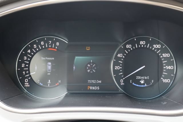 Used 2016 Lincoln MKX Reserve w/ Climate Package FWD image 10