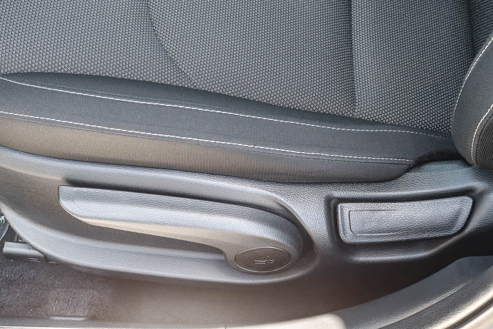 Used 2023 Kia Forte LXS w/ LXS Technology Package FWD image 28