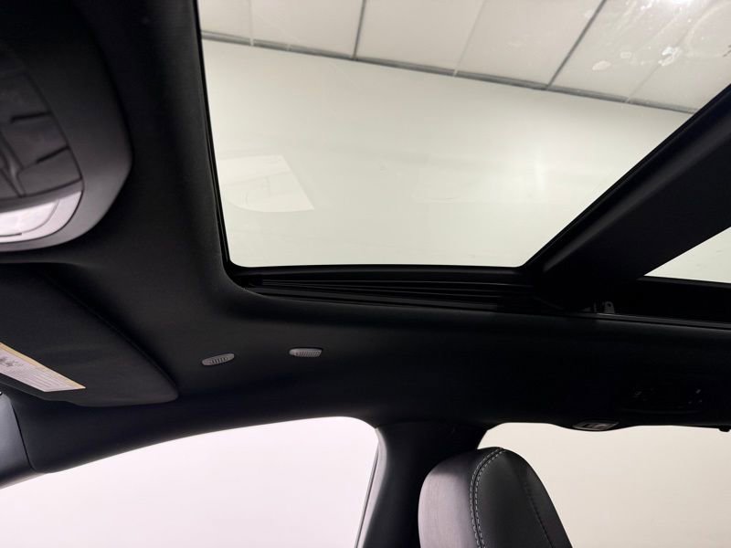 New 2026 Chrysler Pacifica Limited image 41