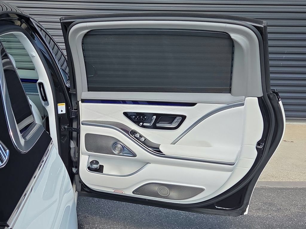 Used 2022 Mercedes-Benz Maybach S 580 4MATIC image 24