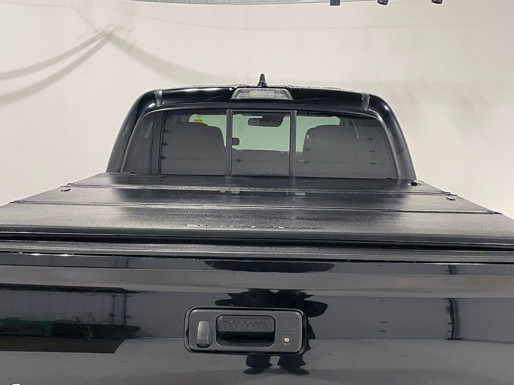 Used 2022 Toyota Tacoma SR image 16
