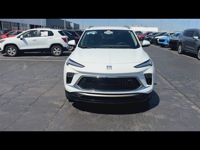 Certified 2025 Buick Encore GX Sport Touring w/ Comfort Package FWD image 3