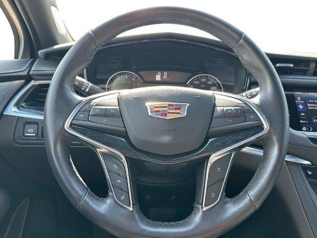 Certified 2023 Cadillac XT5 Premium Luxury AWD/4WD image 28