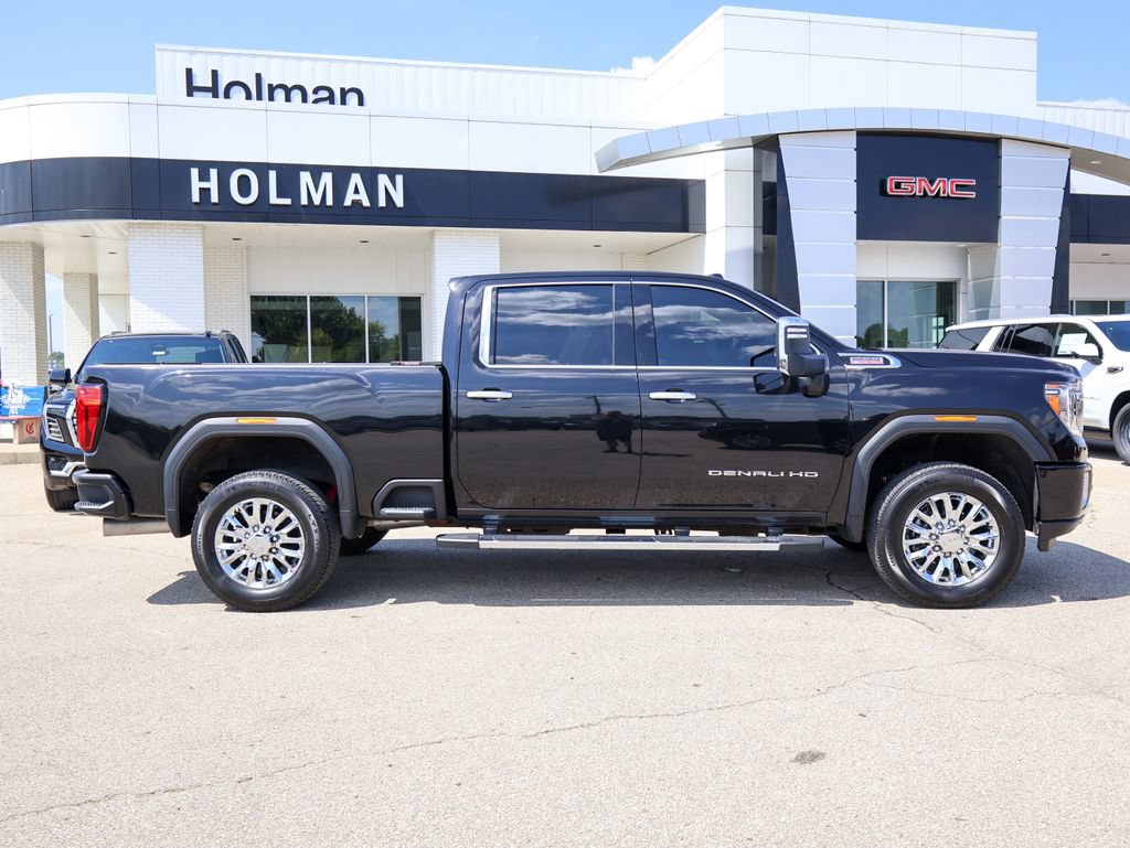 Used 2022 GMC Sierra 3500 Denali w/ Denali Ultimate Package AWD/4WD image 2