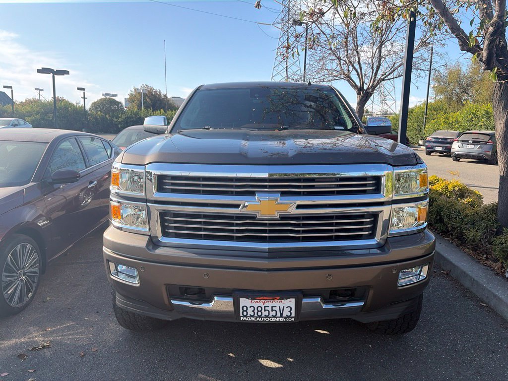 Used 2014 Chevrolet Silverado 1500 High Country w/ High Country Premium Package AWD/4WD image 2