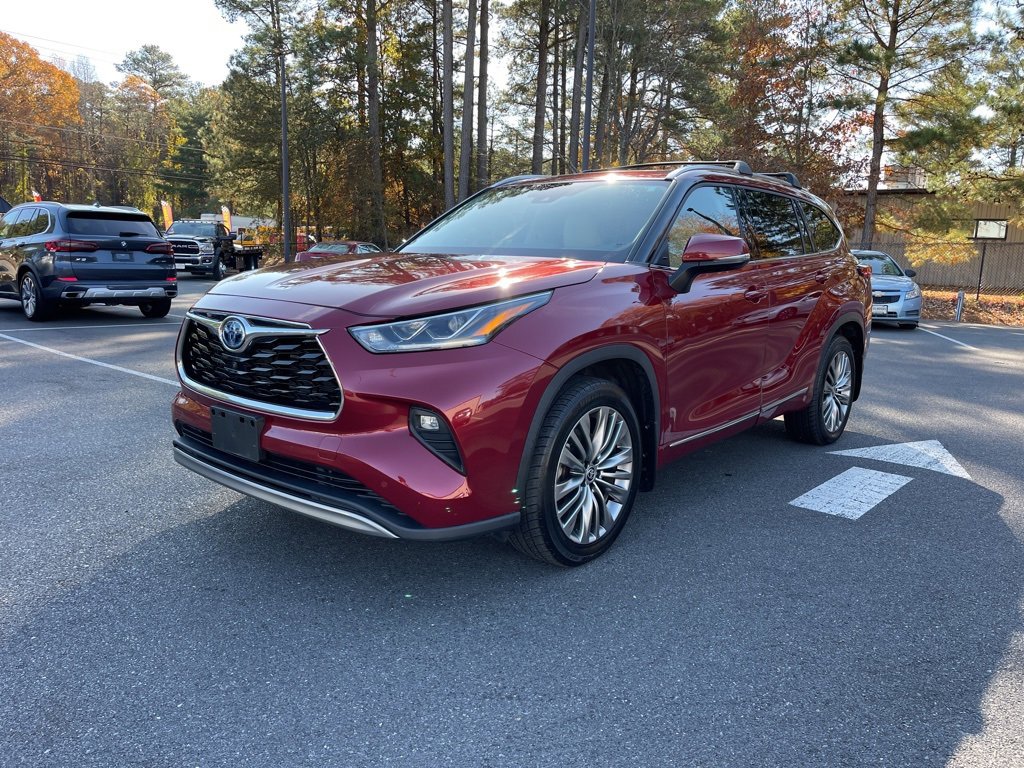 Used 2021 Toyota Highlander Platinum video 2