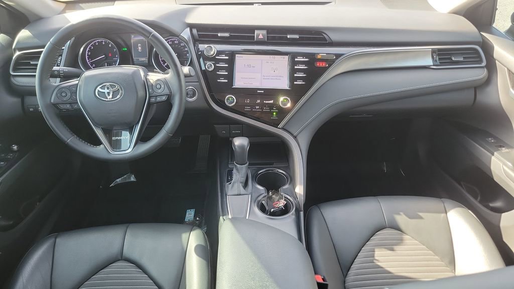 Certified 2020 Toyota Camry SE w/ Convenience Package image 11