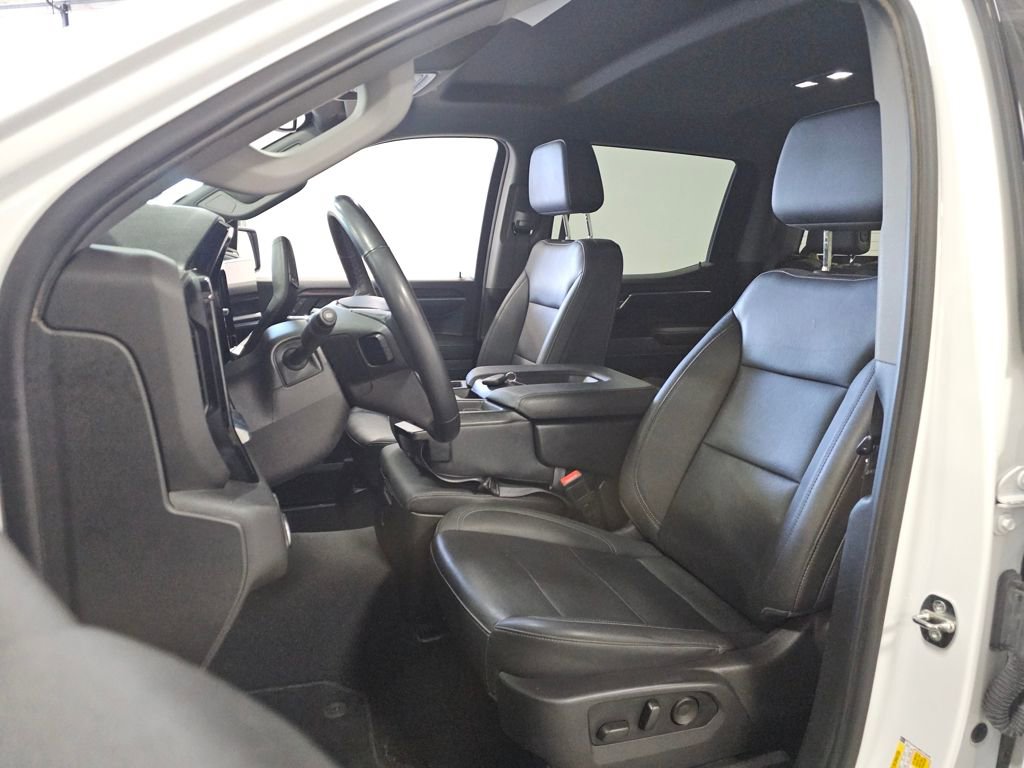 Used 2024 GMC Sierra 1500 SLT image 9
