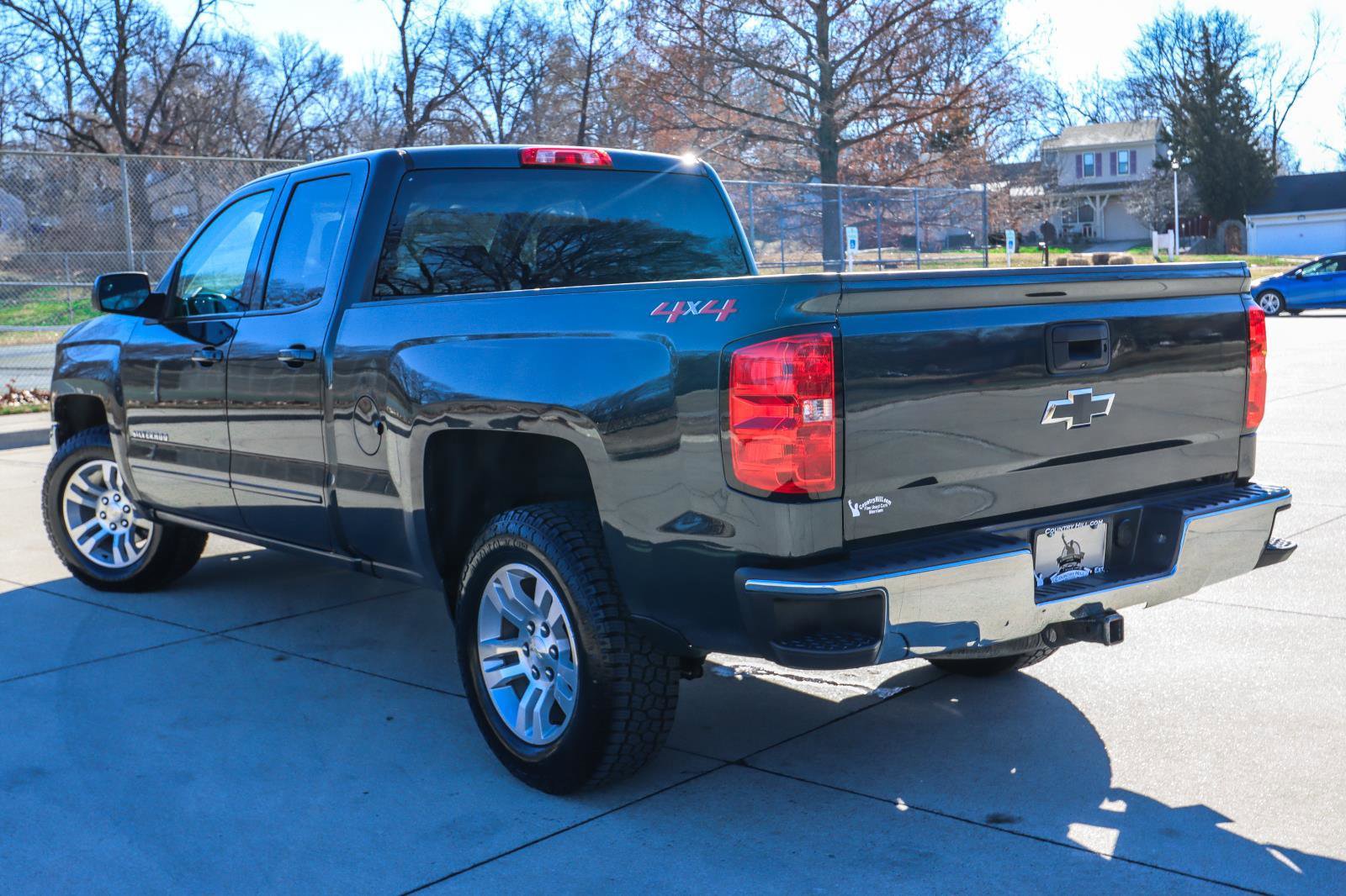 Used 2019 Chevrolet Silverado 1500 LT w/ All Star Edition AWD/4WD image 10
