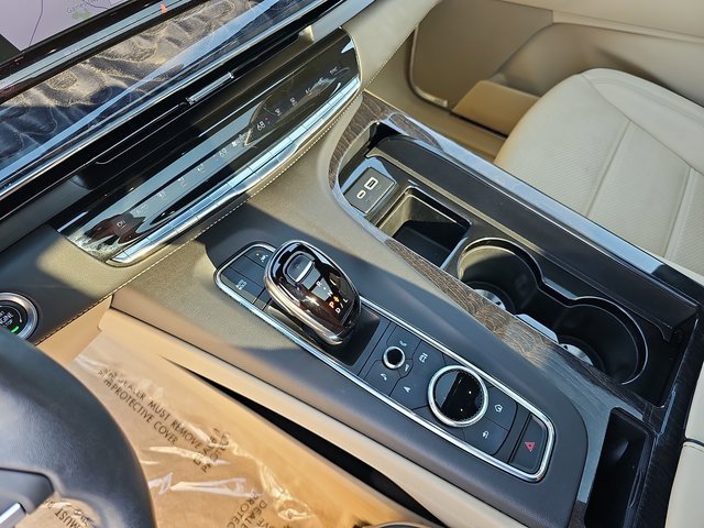 Used 2021 Cadillac Escalade Premium Luxury w/ Driver Assist Tech Package image 27