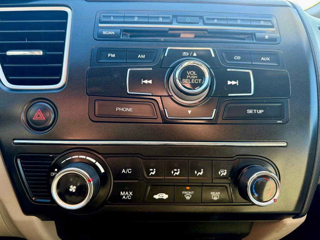 Used 2015 Honda Civic LX image 32