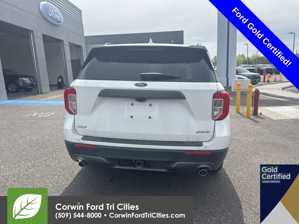 Used 2023 Ford Explorer XLT w/ Equipment Group 202A AWD/4WD image 9