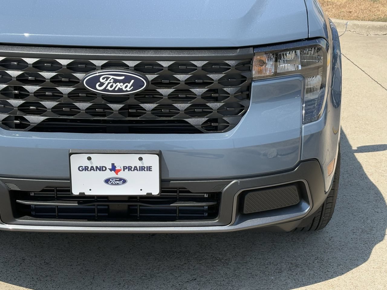New 2026 Ford Maverick XLT w/ XLT Luxury Package FWD image 9