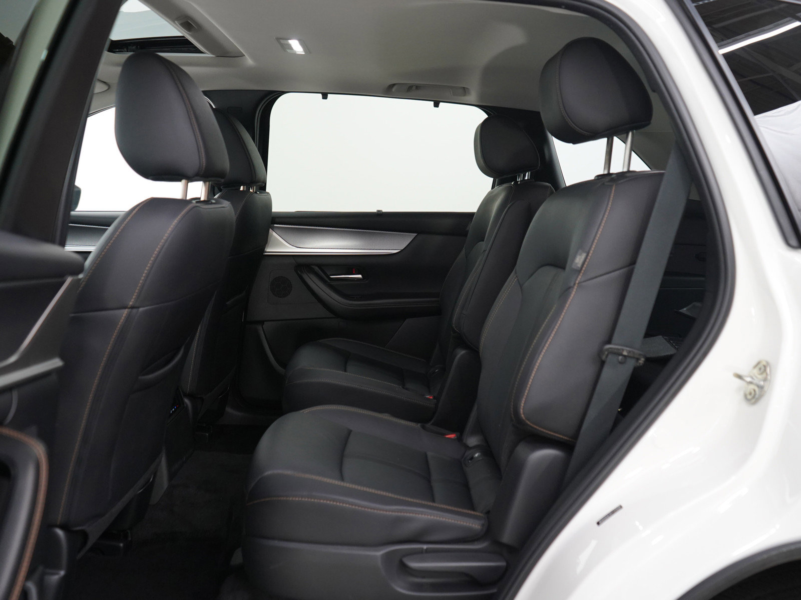 Certified 2024 MAZDA CX-90 Plug-In Hybrid w/ Preferred image 20