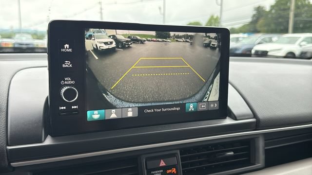 Used 2024 Honda Pilot Touring image 17