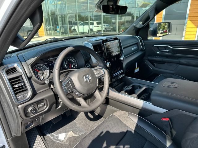 New 2027 RAM 1500 Laramie w/ Laramie Preferred Package AWD/4WD image 24