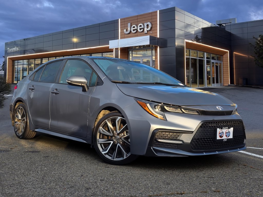 Used 2022 Toyota Corolla SE w/ SE Premium Package
