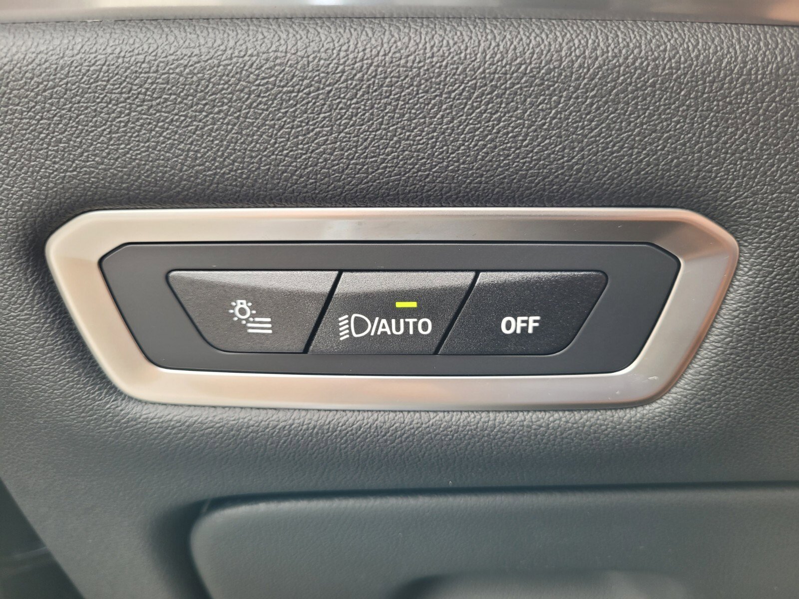 New 2025 BMW X7 xDrive40i w/ M Sport Package image 22