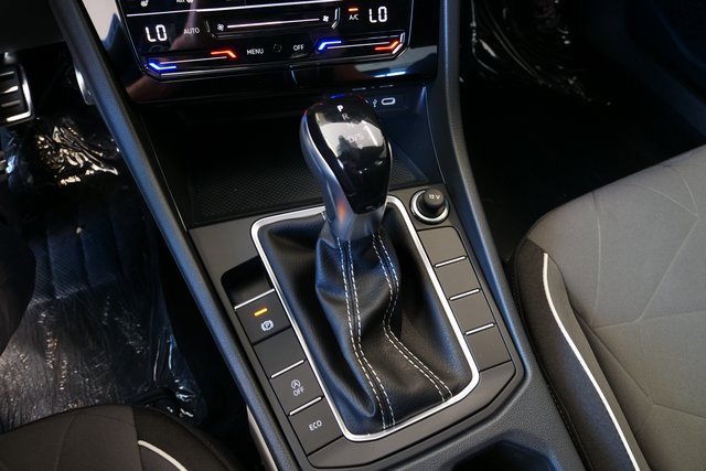 New 2025 Volkswagen Jetta Sport image 21