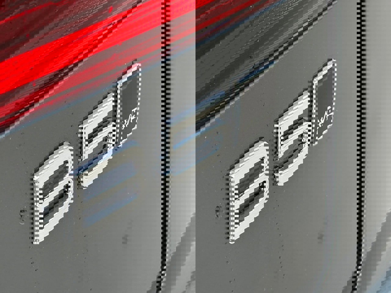 New 2026 Volvo XC60 B5 Plus w/ Protection Package Premier image 9