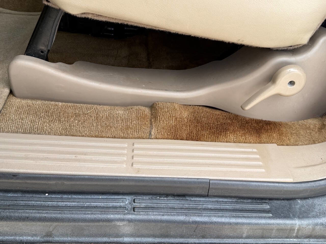 Used 2004 GMC Yukon XL SLT w/ Preferred Equipment Group RWD image 20