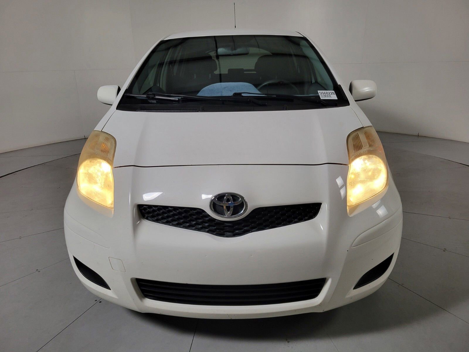 Used 2009 Toyota Yaris 4-Door Hatchback image 9