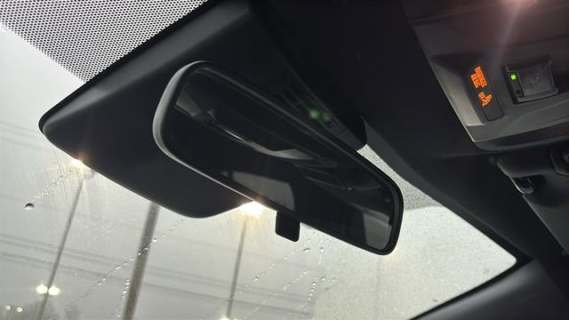 Used 2024 Toyota Corolla SE image 26