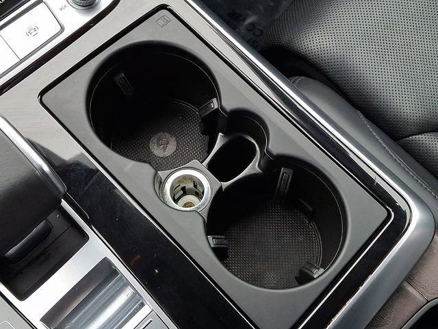 Used 2020 Audi Q8 Prestige w/ Prestige Package image 31